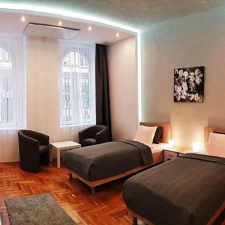 Unique Town Apartment. Clear Comfort. Budapest Exterior photo